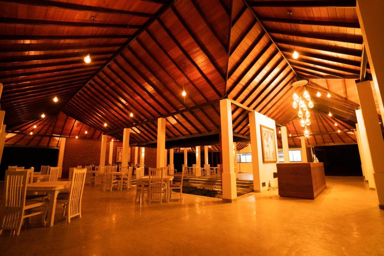 Miracle Resorts & Villas Polonnaruwa Eksteriør billede