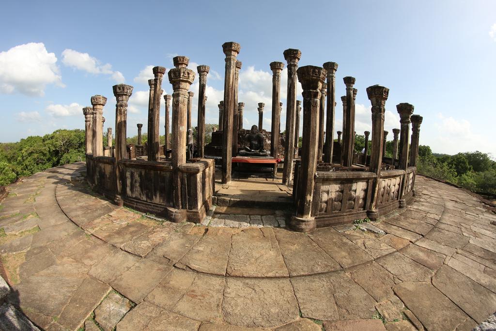 Miracle Resorts & Villas Polonnaruwa Eksteriør billede
